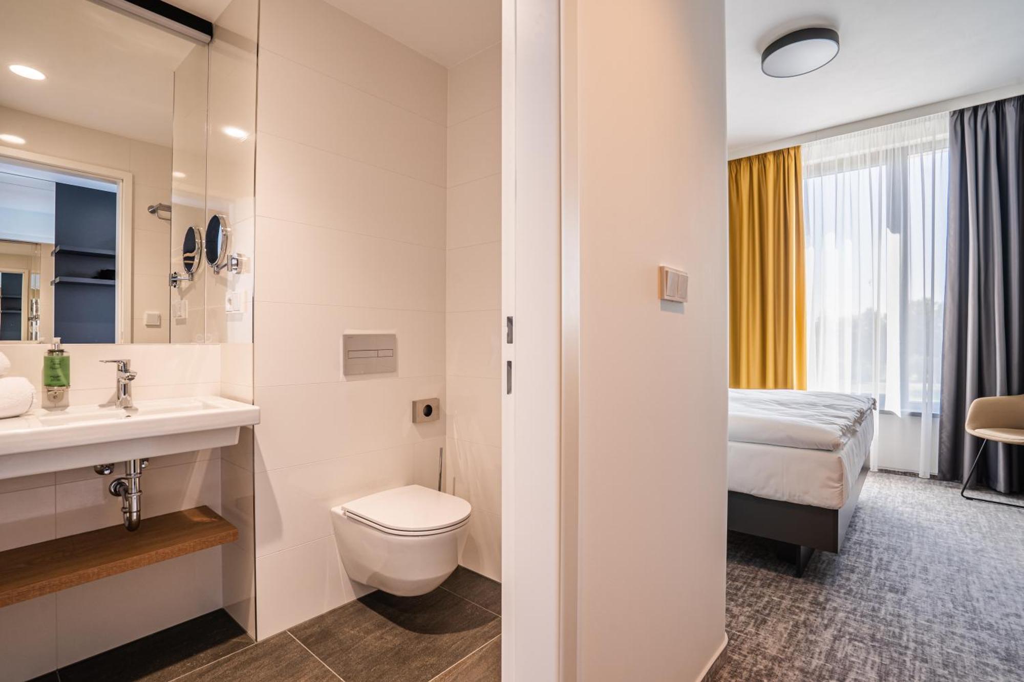 Ea Congress Hotel Aldis Hradec Kralove Phòng bức ảnh